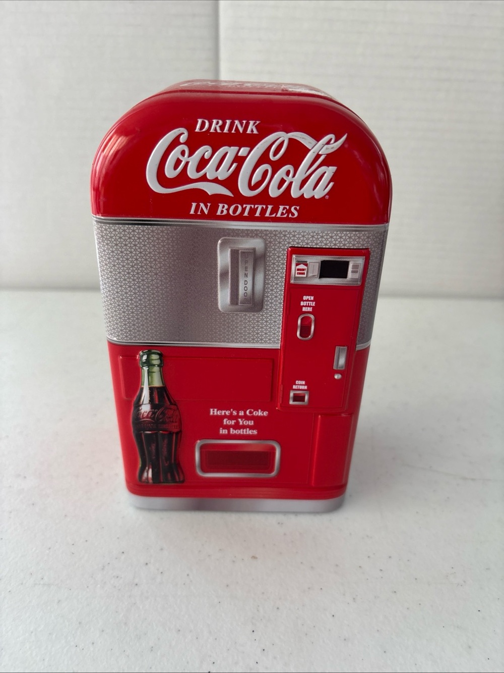 Coca Cola Red and Silver Mini Vending Machine Tin